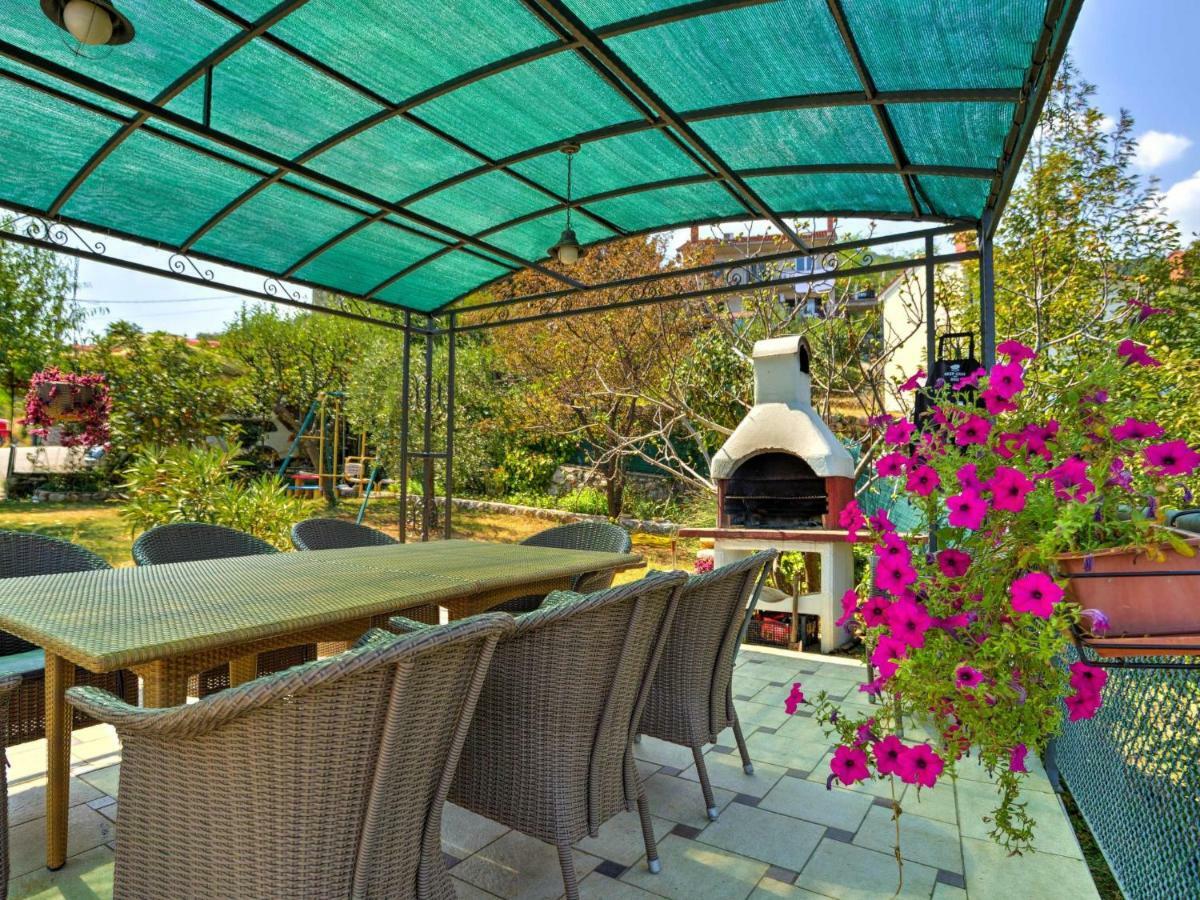 Apartment Laurus-2 By Interhome Lovran Ngoại thất bức ảnh